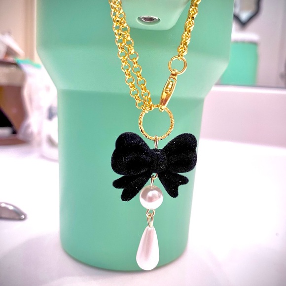 Velvet Bow & Drop Pearl Stanley Cup Charm - Picture 3 of 7